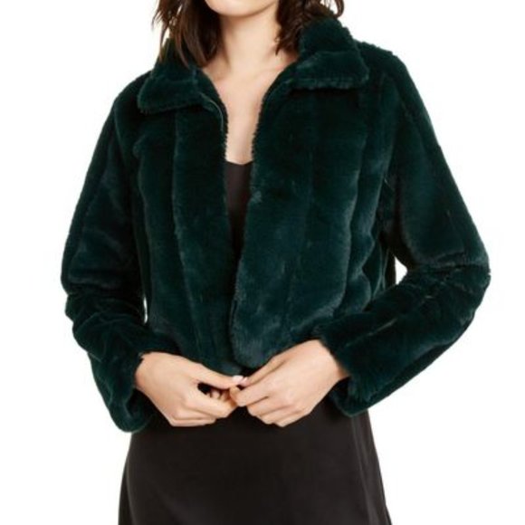 Faux-Fur Plush Crop Formal Stole Shrug Jacket LAUNDRY BY SHELLI - Picture 5 of 8